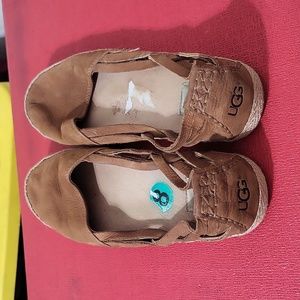 Ugg (8) flats tan suede